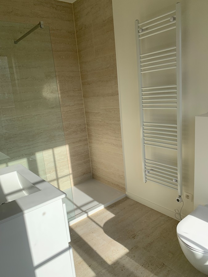 Een slaapkamer appartement te huur in Merksem op de eerste verdieping - foto 5