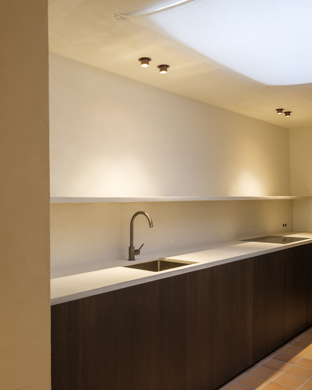 Polyvalente kantoorruimte met centrale ligging nabij de Coupure en de Watersportbaan. - foto 5