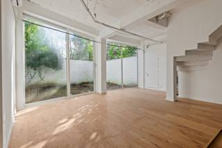 Commercial for rent in Mortsel