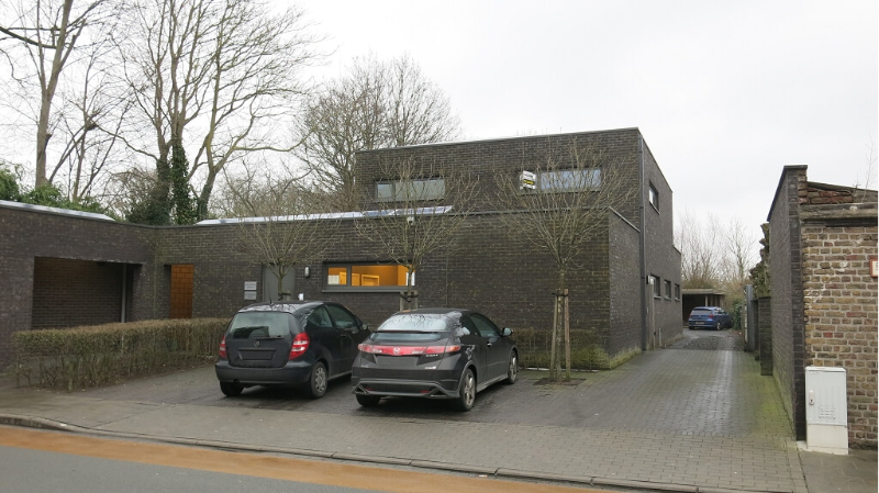 Comfortabel appartement met ruim TERRAS en STANDPLAATS te huur in Eernegem, - photo 1