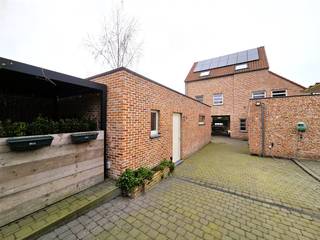 Deze woning is gelegen op een zeer mooi perceel van 12a87ca, oost georiënteerd. Gelegen in een rustige straat nabij de dorpskern van...