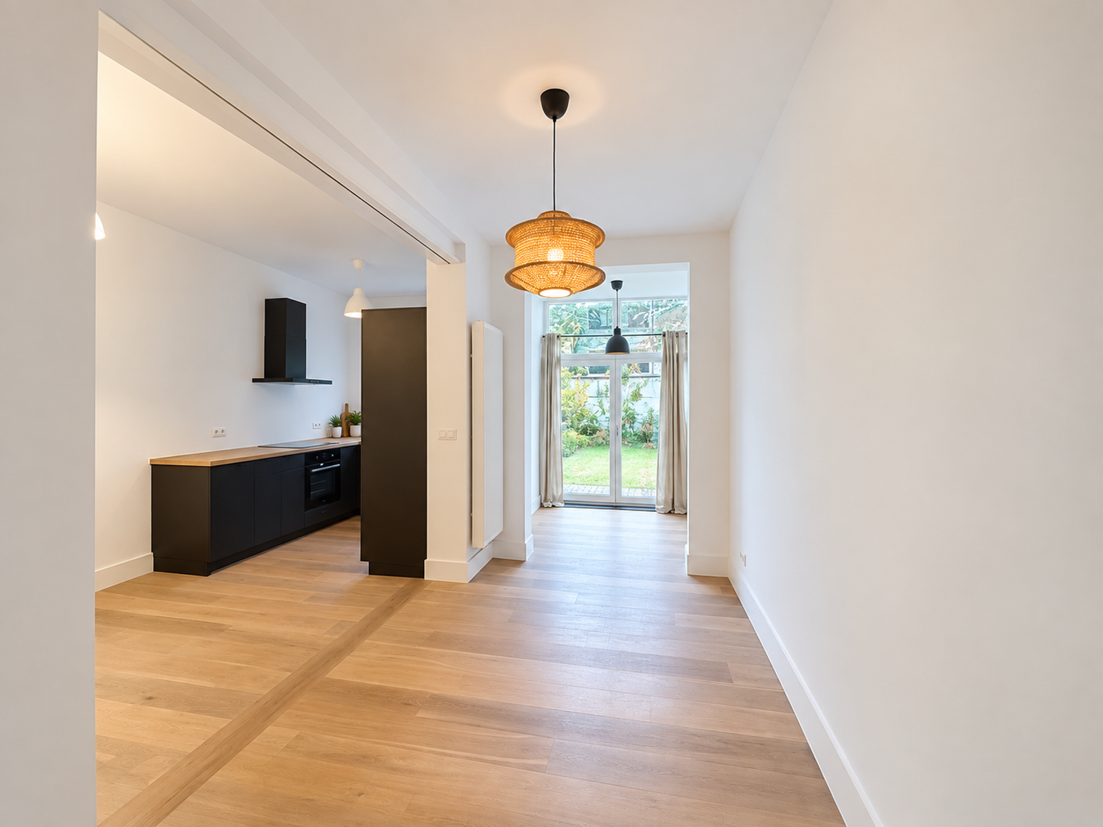 Gelijkvloers appartement met tuin in Deurne Zuid - foto 1