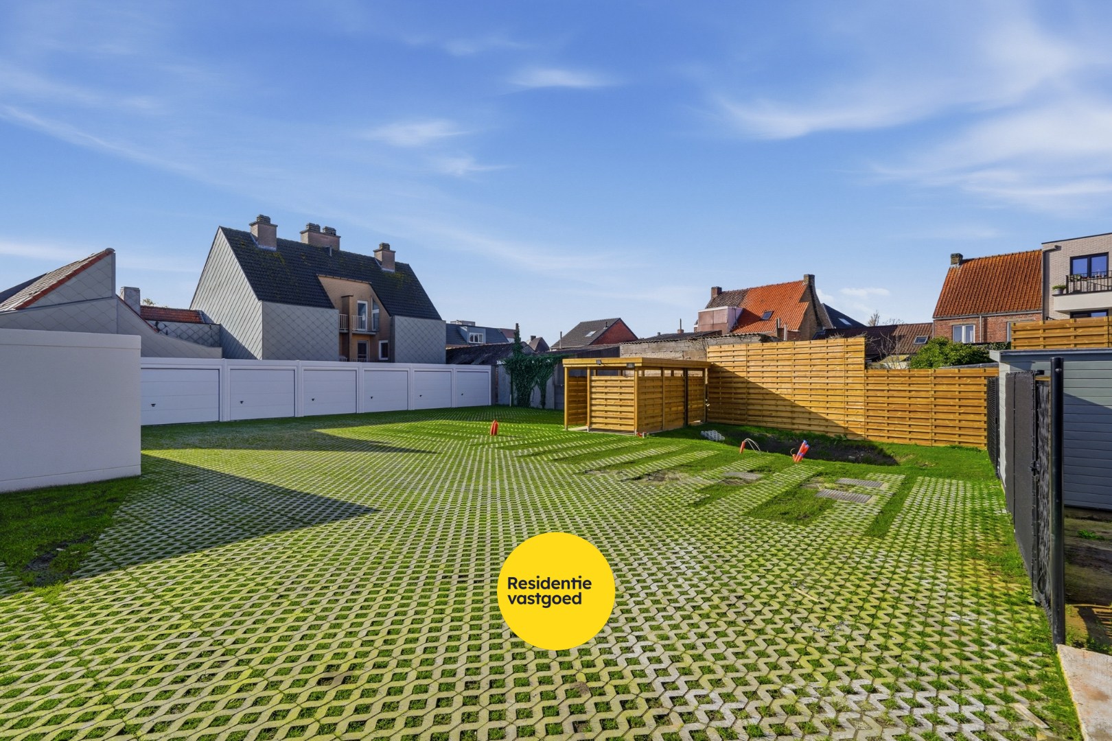 Modern 1-slaapkamer appartement met terras op het 1ste verdiep in residentie Victor - foto 3