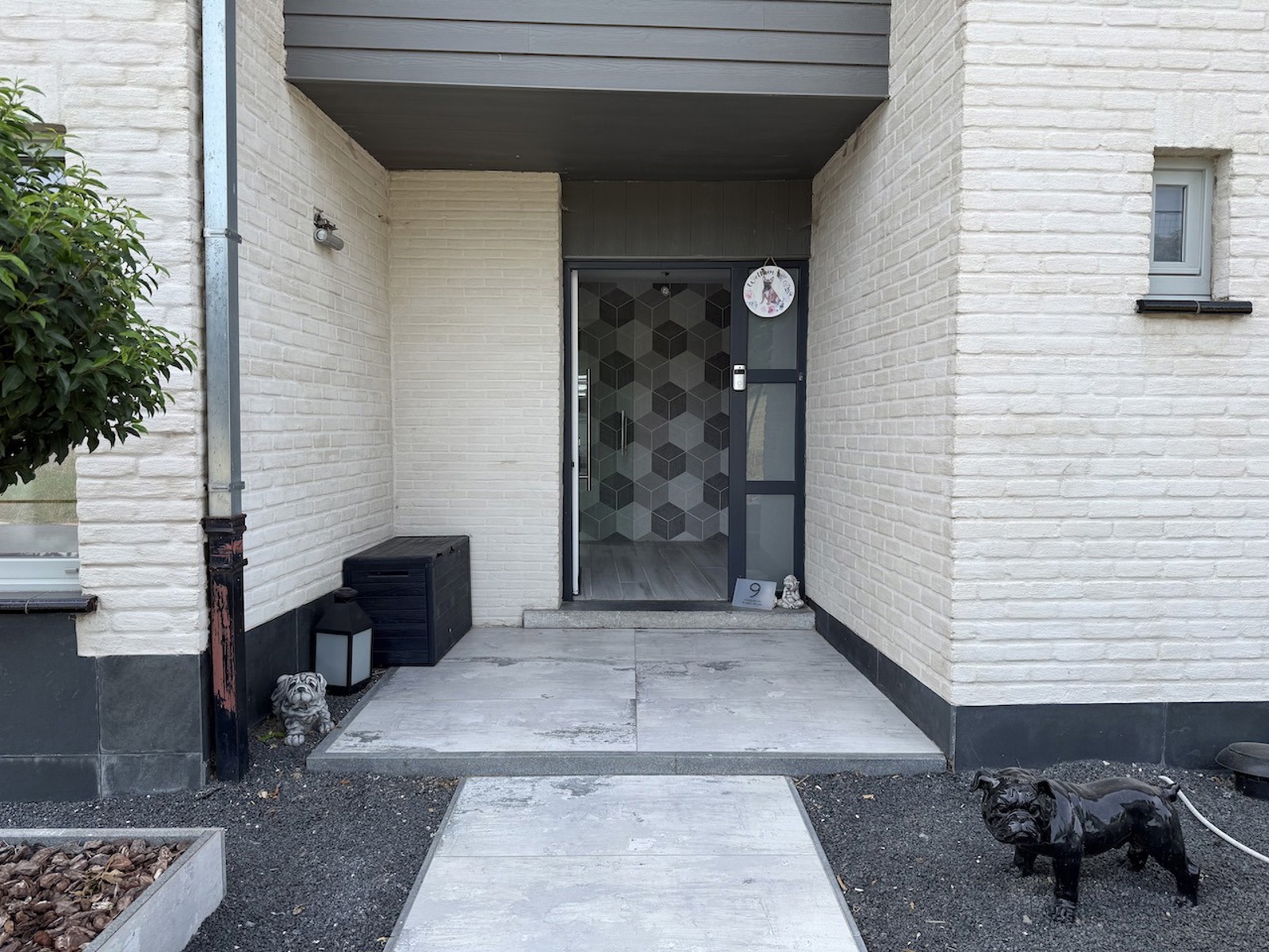 Stijlvolle half open bebouwing, uiterst rustig gelegen met 3 slaapkamer, garage en tuin - foto 4