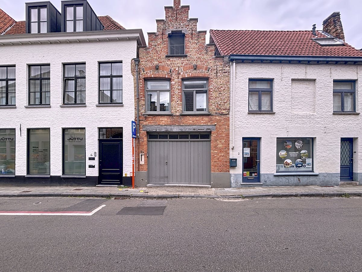 Appartement duplex à louer dans le centre de Bruges - photo 2