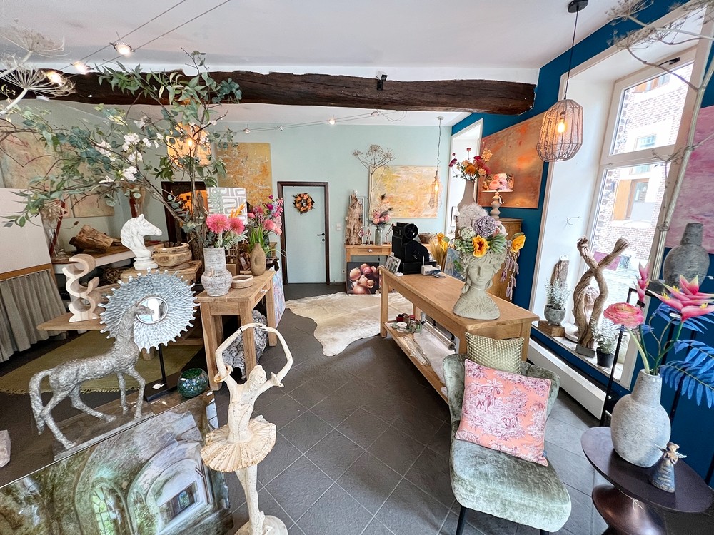 Ruim handelsgelijkvloers in historisch pand in het centrum van Maaseik - foto 4