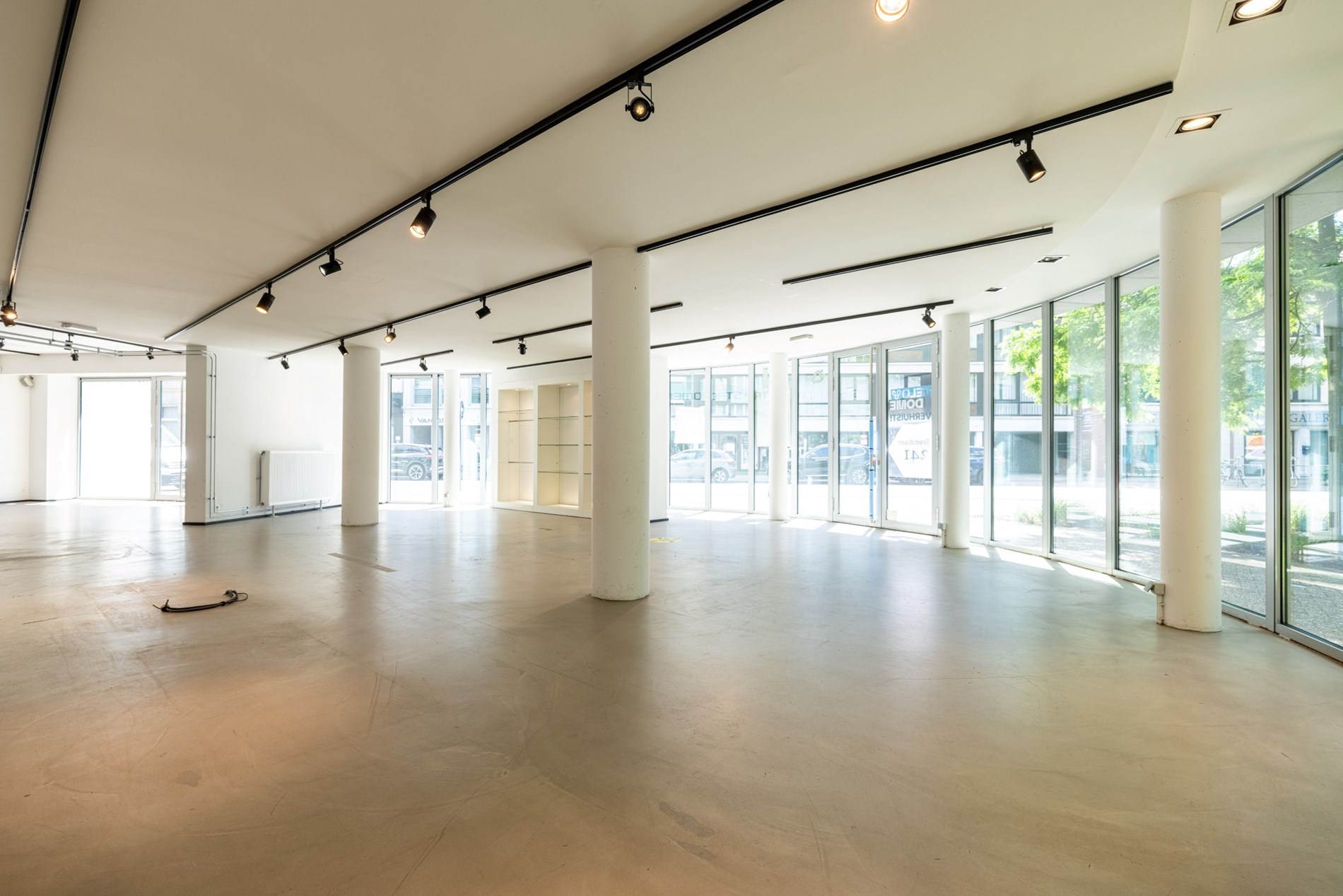 Commercial for rent in Brasschaat - photo 5