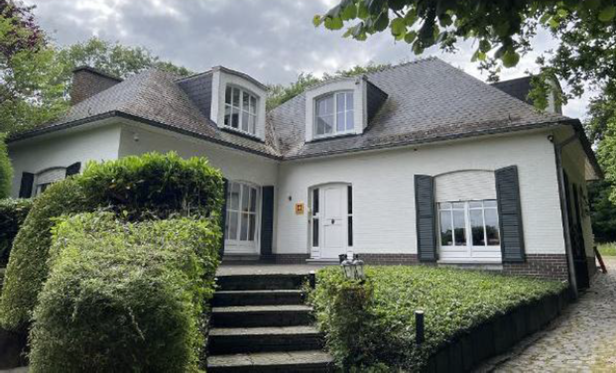 Exclusieve villa met ruime loods - foto 1
