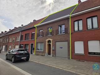 INSTAPKLARE GESLOTEN BEBOUWING MET TUIN EN GARAGE IN HARTJE TURNHOUTOntdek deze charmante gesloten bebouwing, ideaal gelegen in Turnhout, op...