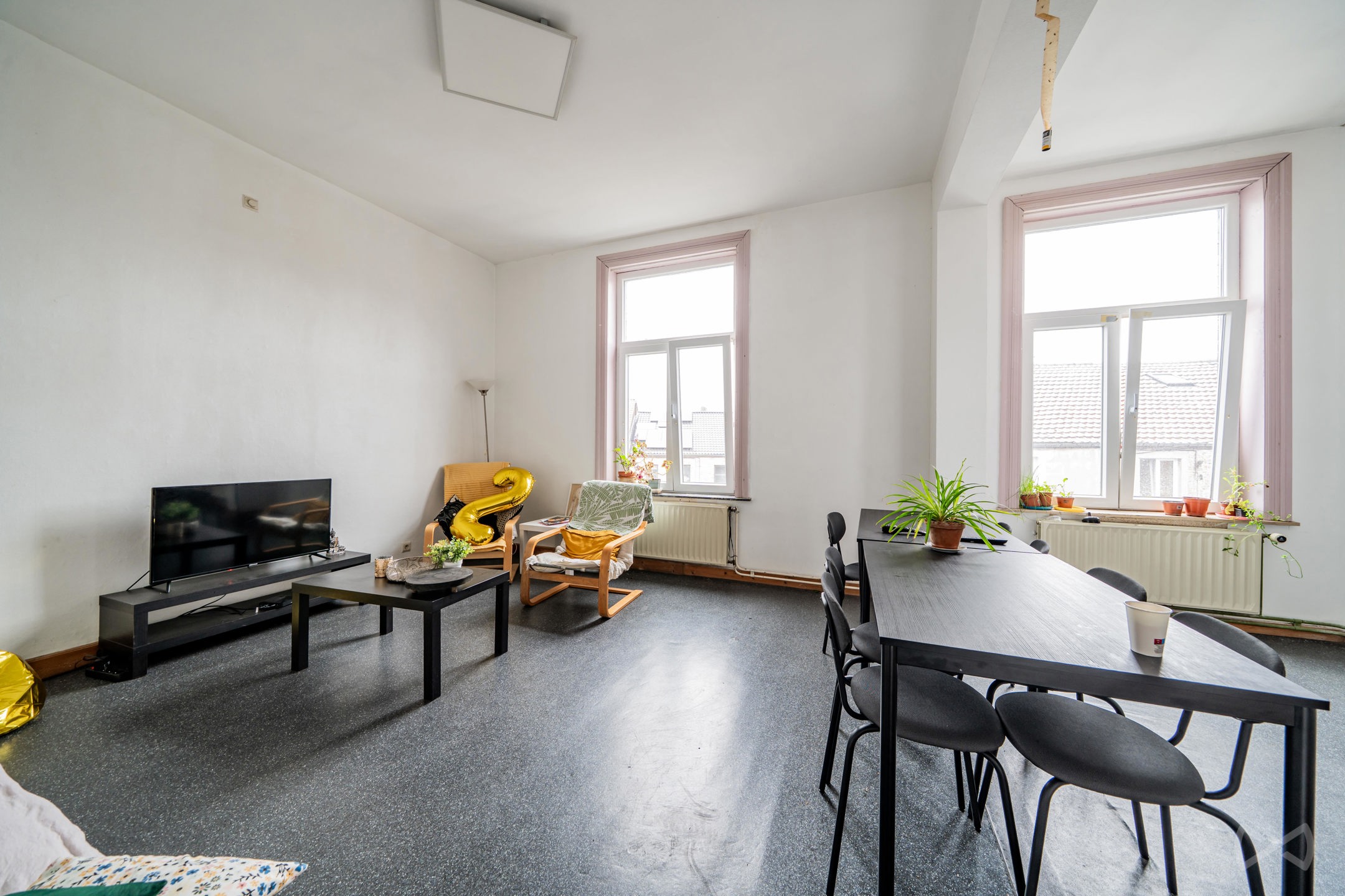 Huis te koop in Montignies-Sur-Sambre met 10 slaapkamers - foto 5