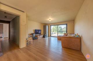 Vandaag nemen we je mee naar deze zeer ruime woning met enorm veel potentieel gelegen in Wintam op een rustige locatie, op enkele minuten van de...