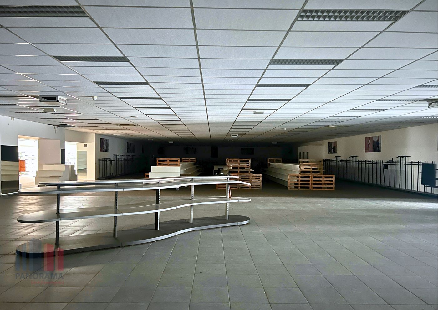 Veelzijdig pand van 2660 m² te huur op toplocatie in Hofstade - foto 5