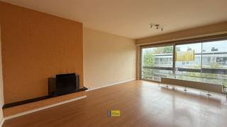 Dit charmante appartement in Kontich biedt een comfortabele woonervaring met een ruime oppervlakte van 90m². Het is ideaal gelegen en beschikt...