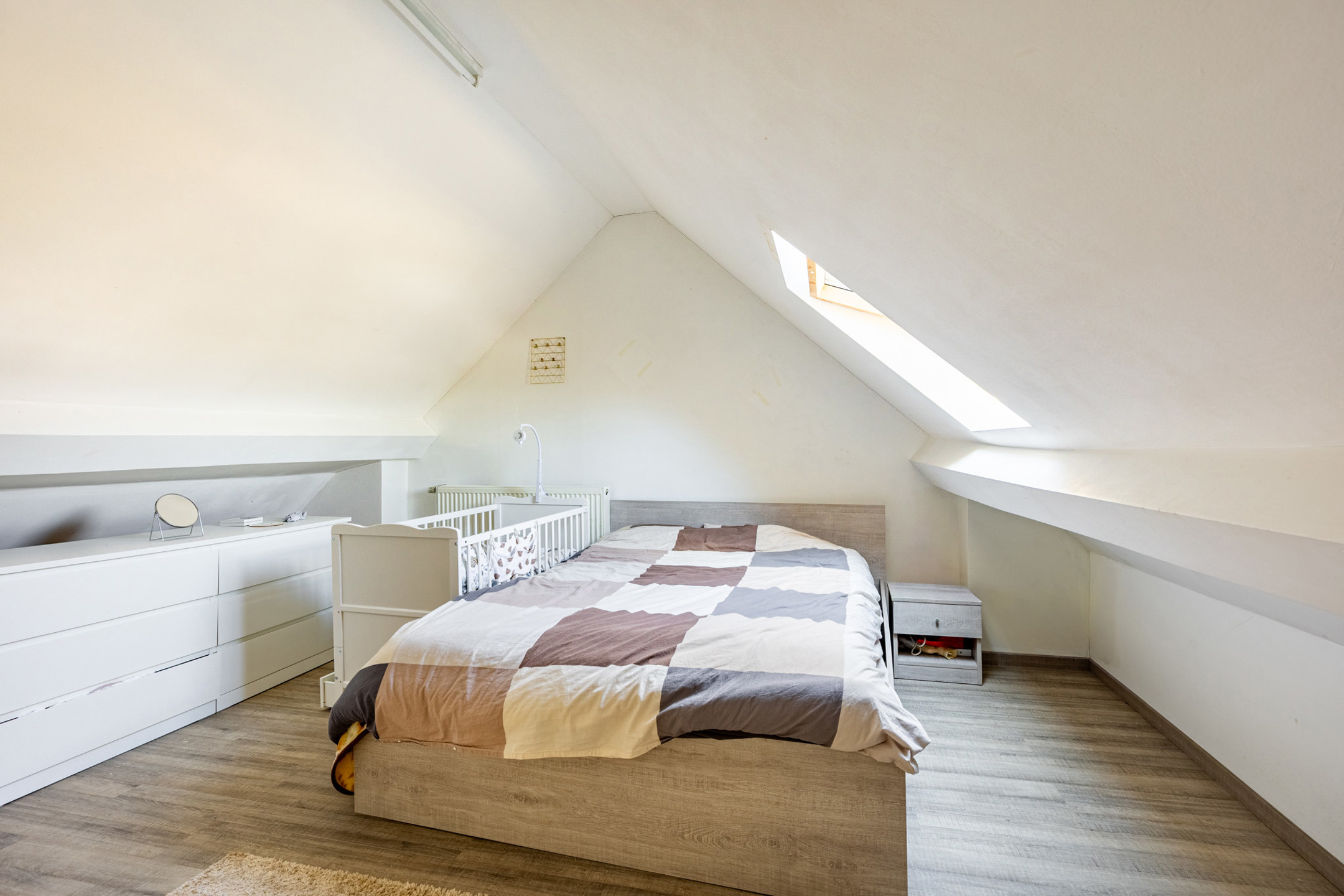 Apartment for sale in Schaerbeek with 1 bedroom - photo 5