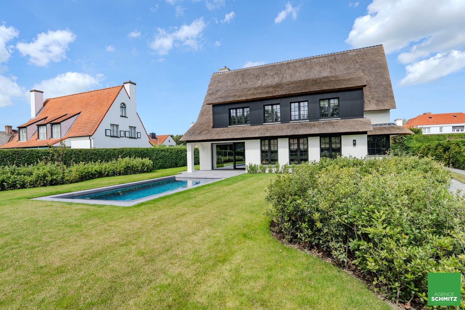 Schitterende alleenstaande villa met zwembad, rustig gelegen in een doodlopend straatje aan de rand van het Zoute. - foto 2