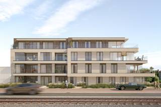 Welkom in de nieuwe residentie "Lucy" in de charmante kustgemeente, Koksijde. Dit kleinschalig project van 11 appartementen is voorzien van royale appartementen met zonovergoten terrassen en afwerking op maat volgens het lastenboek. Centraal gelegen nabij winkels, openbaar vervoer en strand, kunt u hier werkelijk genieten van een parel aan de kust.<br /><br />De residentie is voorzien van een ondergronds complex met een aanbod aan afgesloten garageboxen.<br /><br />Het appartement op het tweede verdiep is volgens plan als volgt ingedeeld:<br />inkom, wc, 3 slaapkamers met terras en waarvan 1 met douchekamer, badkamer 2, 2 bergingen, leefruimte met open keuken en terras.<br /><br />Oppervlakte appartement: 116,80m²<br />Oppervlakte terrassen: 23,90m²