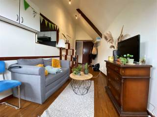 Gezellig appartement te AntwerpenOp de derde en vierde verdieping (zonder lift) van een kleinschalig appartementsgebouw is dit appartement gelegen...
