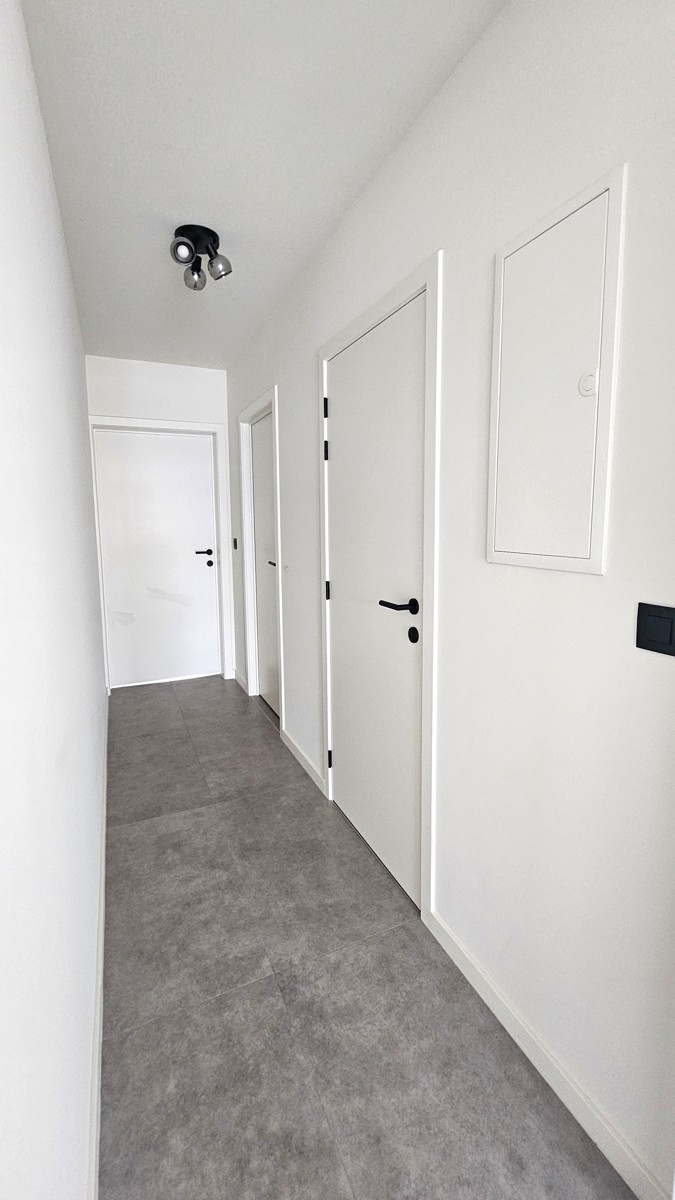 Gerenoveerd en energiezuinig 1 slpk appartement + parking - foto 5