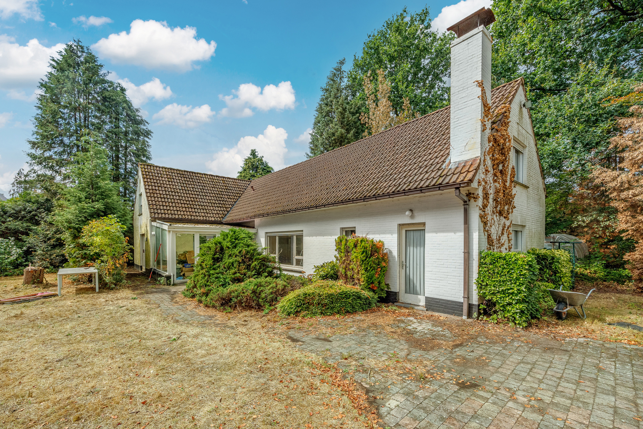 Authentieke villa met bouwgrond te koop - foto 3