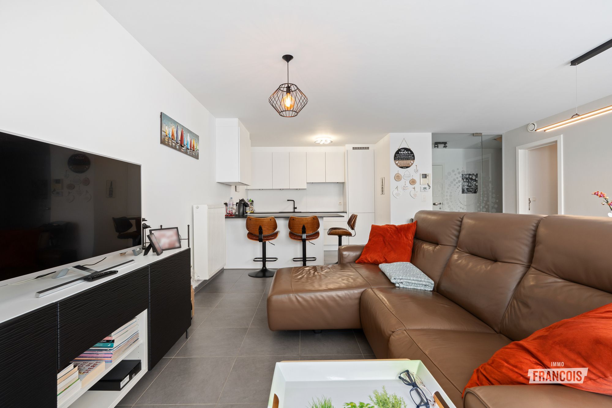 Duplex appartement met drie slaapkamers en twee badkamers in hartje Mariakerke, Oostende - foto 4