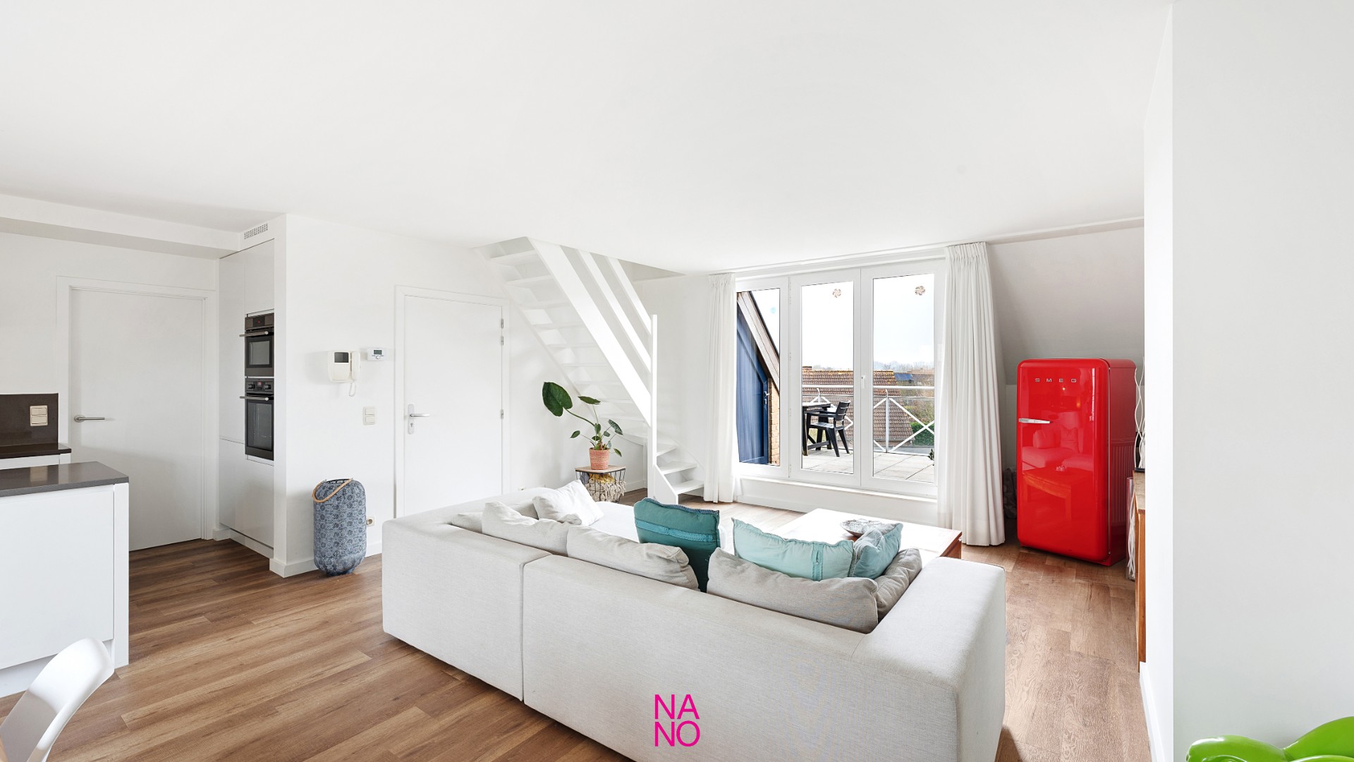 Uniek duplexappartement met ruime zonneterrassen en 4 slaapkamers gelegen in een kleinschalige moderne residentie en dit in het dorp van Westkapelle op slechts 5 km van Knokke-Heist. - foto 5