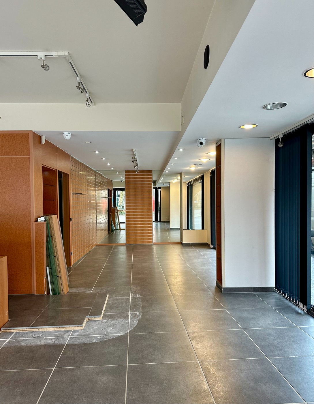 Handelspand 80m² op toplocatie in Sint-Niklaas - foto 4