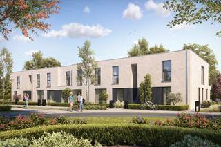 In de rustige en kindvriendelijke verkaveling <em><strong>Het Heldenkwartier</strong></em>, op de grens van Roeselare en Hooglede, realiseert Hectaar drie moderne nieuwbouwwoningen. Ze combineren een hedendaagse architectuur met een gezinsvriendelijke omgeving en een uitstekende bereikbaarheid. Bovendien liggen scholen, ziekenhuizen, winkels en recreatie binnen handbereik – ideaal voor zowel jonge gezinnen als actieve senioren.<br /><br />Deze woningen staan niet alleen garant voor comfortabel en kwalitatief wonen, maar vormen ook een slimme investering. Dankzij de ligging in een sterk ontwikkelende buurt, de grote vraag op de lokale huurmarkt en de duurzame, energiezuinige bouw, biedt dit project een stabiele en toekomstgerichte meerwaarde voor investeerders.<br /><br /><strong>Indeling van de woningen:</strong><br />Gelijkvloers: Inkomhal met gastentoilet, berging en een ruimte leefruimte met open keuken.<br />Verdieping: Nachthal met afzonderlijk toilet, drie volwaardige slaapkamers, aparte bergruimte en een ruime badkamer met ligbad, inloopdouche en dubbele lavabomeubel.<br /><br />Kies op vandaag nog de afwerking van uw woning naar eigen smaak voor de vloer, trap, binnendeuren, keuken en badkamer bij onze partnerleveranciers. <br /><br /><strong>Extra troeven:</strong>
<ul>
<li>Zorgeloos en duurzaam verwarmen via het warmtenet</li>
<li>Vloerverwarming op het gelijkvloers</li>
<li>Regenwaterput van 10.000L – aangesloten op toiletten, wasmachine en buitenkraan</li>
<li>Private parkeerplaats inbegrepen</li>
</ul>
Neem vandaag nog contact op voor meer informatie of plan een afspraak in voor een bezichtiging ter plaatse.
