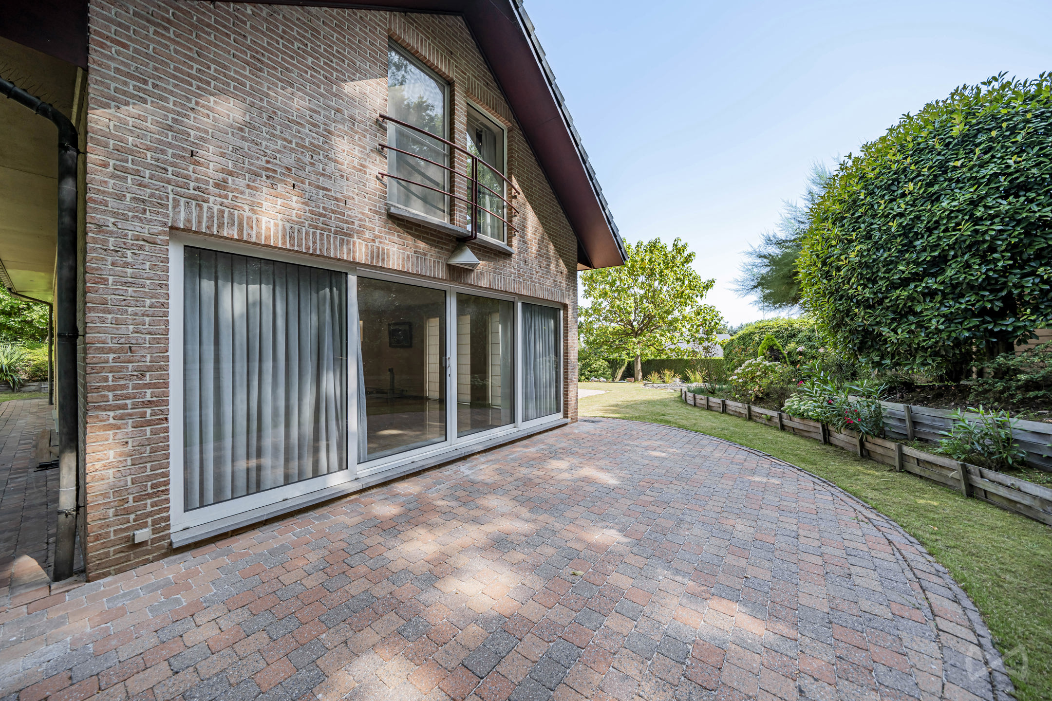 Uniek in Jette: ruime open bebouwing met grote tuin - foto 5