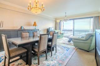 Gelegen op de zevende verdieping van een verzorgde residentie. Voorzien van lift, pal aan de jachthaven van Blankenberge, biedt dit appartement een...