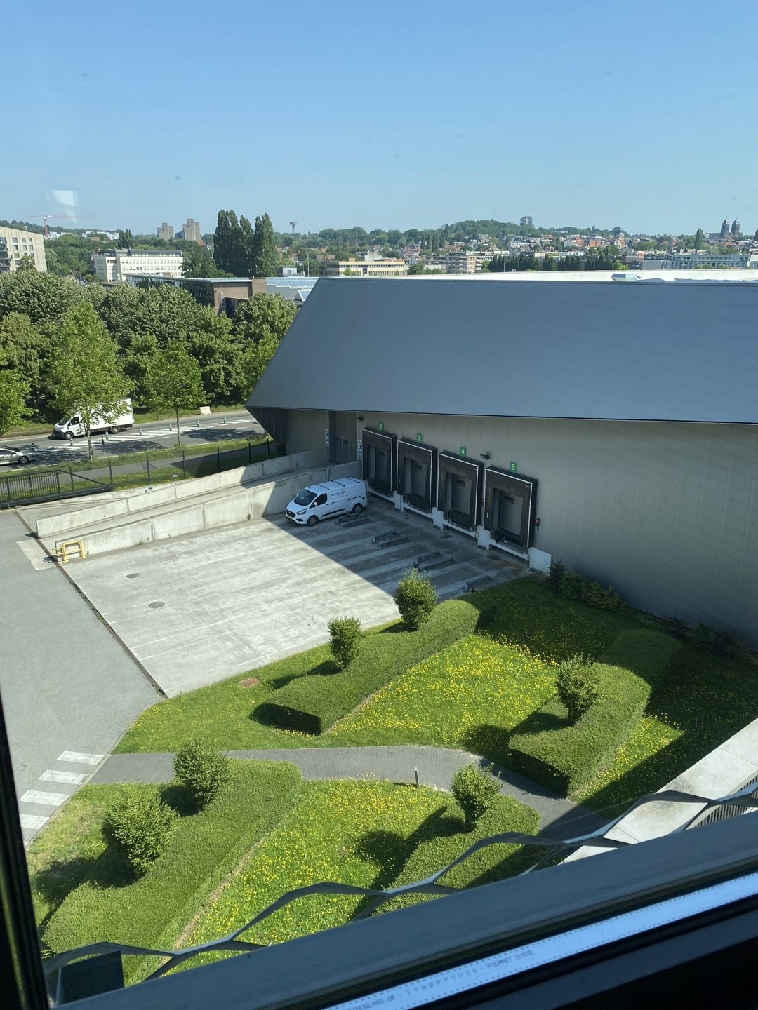 Te koop - logistiek gebouw - foto 4