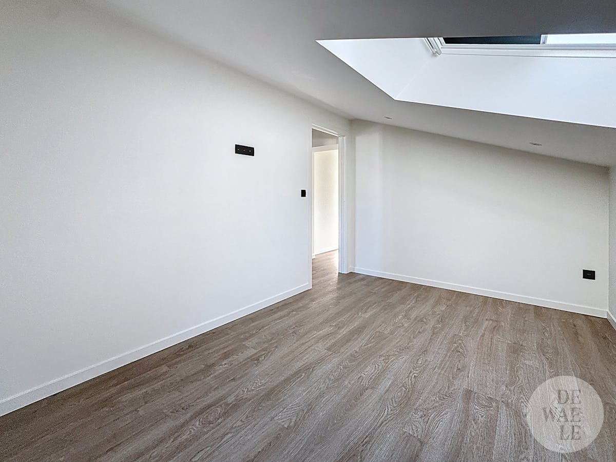 Hoogwaardig gerenoveerd woning voorzien van 2 slaapkamers. - foto 5