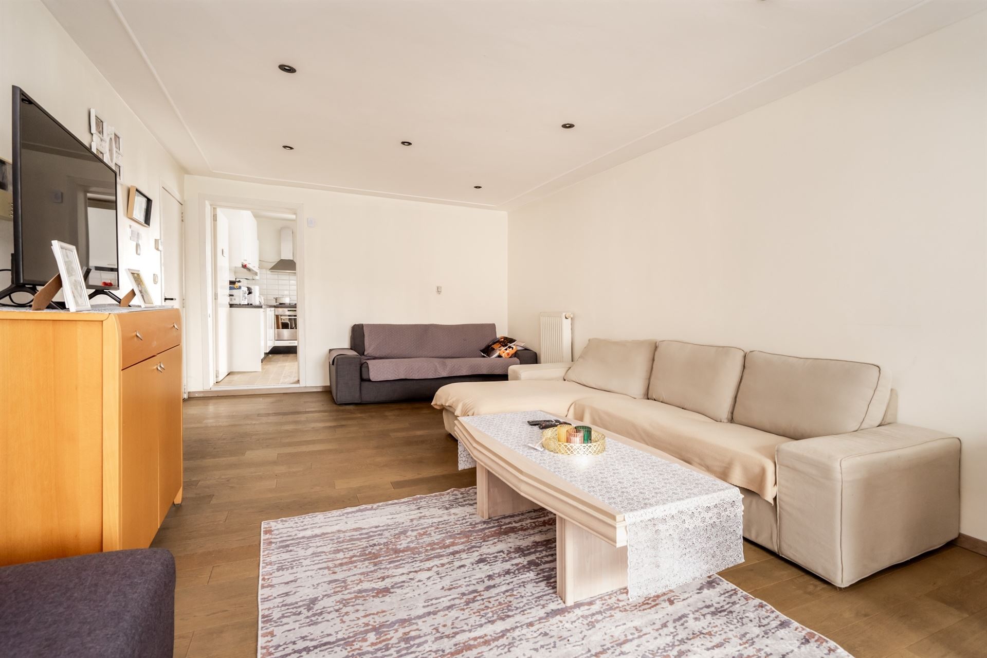 Duplex app with 2 beds, terrace and garage. - photo 4