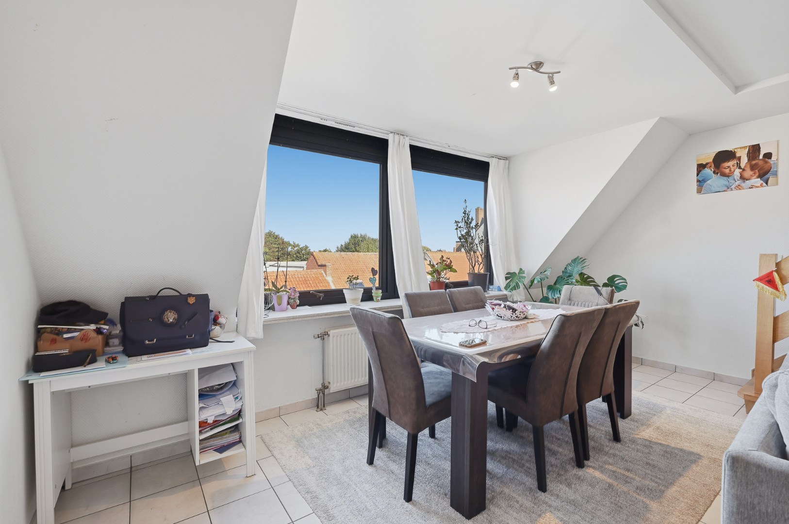 Twee slaapkamer duplexappartement te huur in centrum Oudenburg - foto 4