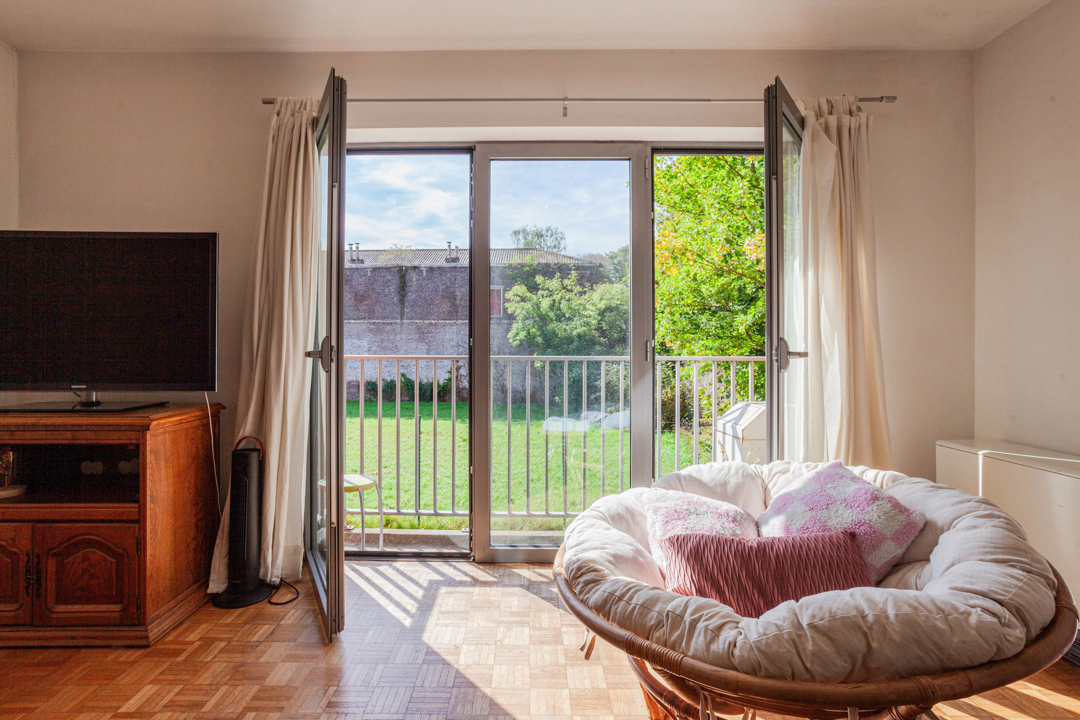 Charmant 2 slaapkamer appartement - foto 4