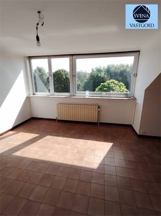 aPPARTEMENT DE 3 CHAMBRES AU REZ-DE-CHAUSSÉE Prix indicatif :189.000 euroTrès bonne situation à proximité du parc de vacances De Gavers et de la gare...