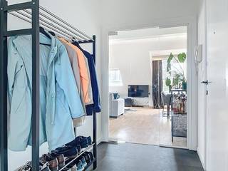 Gezellig duplex-appartement met prachtig zicht bestaande uit een inkomhal met afzonderlijk toilet, lichtrijke leefruimte met eet-en zithoek +...