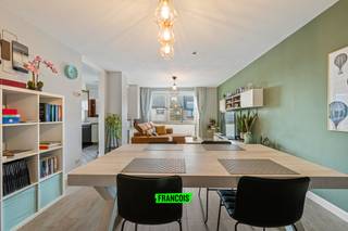 Ben je op zoek naar een instapklaar appartement waar comfort, stijl én een toplocatie samenkomen? Dan wordt dit prachtig...