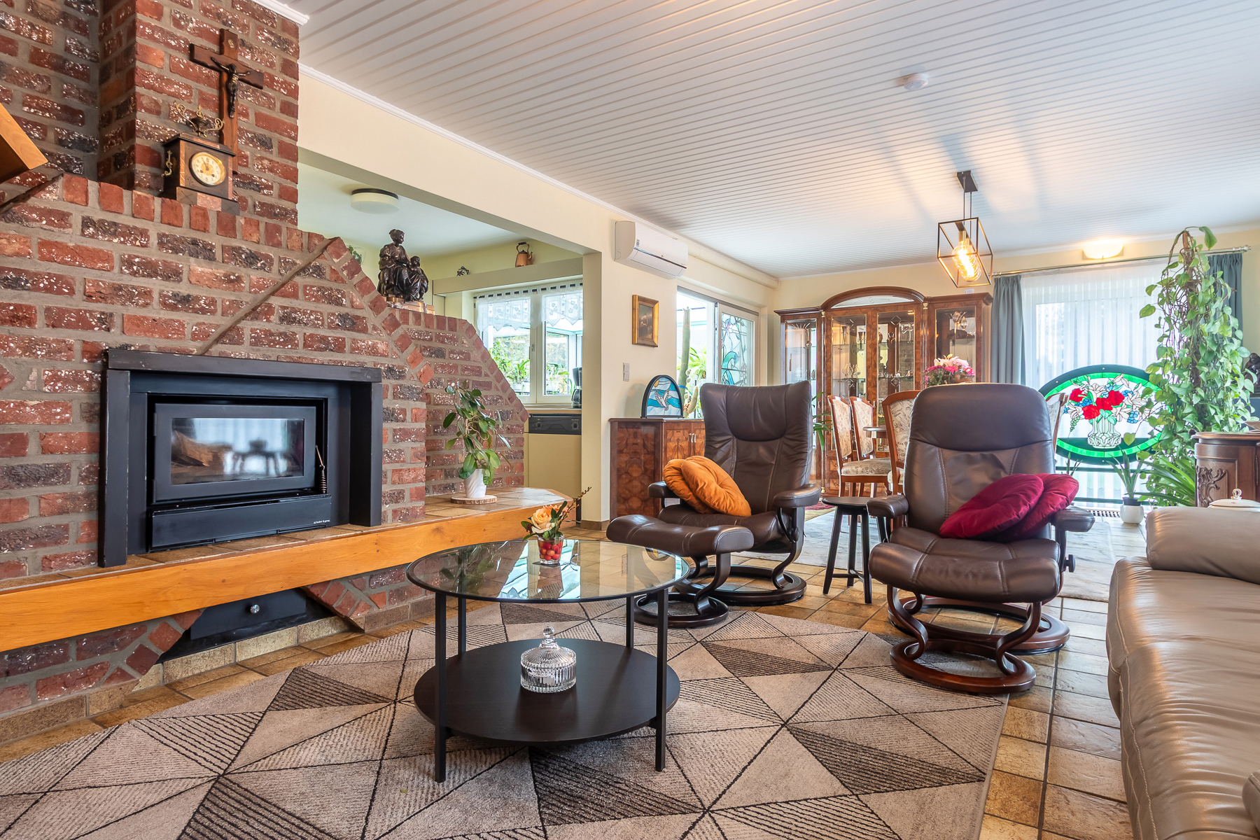 Comfortabele ruime gezinswoning  met 4-5 slaapkamers op 10 are - foto 5