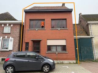 This stately, stylish family home is situated on a quiet street near the village center of Welle and the train station.✅ The rooms are pleasantly...