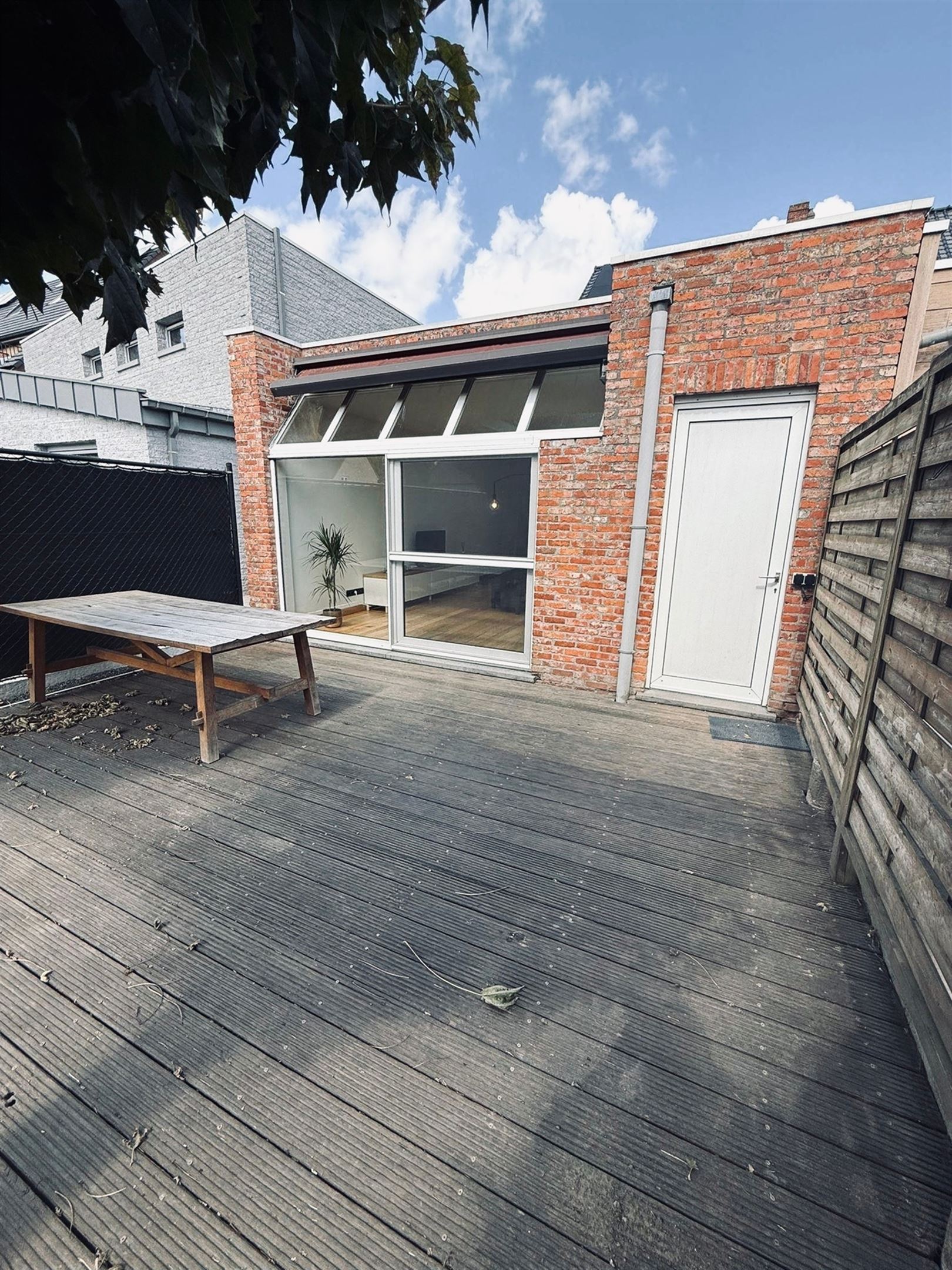 Gemeubelde woning nabij het centrum met vier slaapkamers en tuin - foto 5