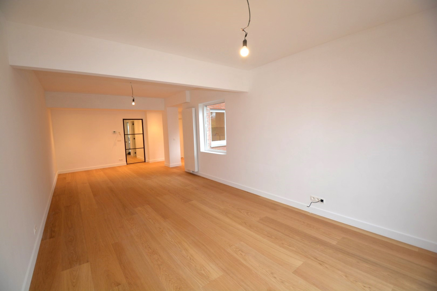 GERENOVEERD APP. MET 2 SLK EN ZUID-TERRAS! - foto 4