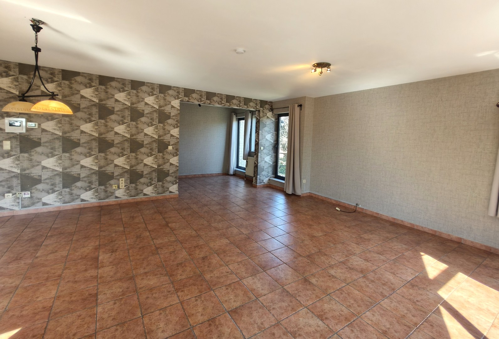 RUIM APPARTEMENT (124M²) MET GARAGE - PRACHTIG GELEGEN - foto 5