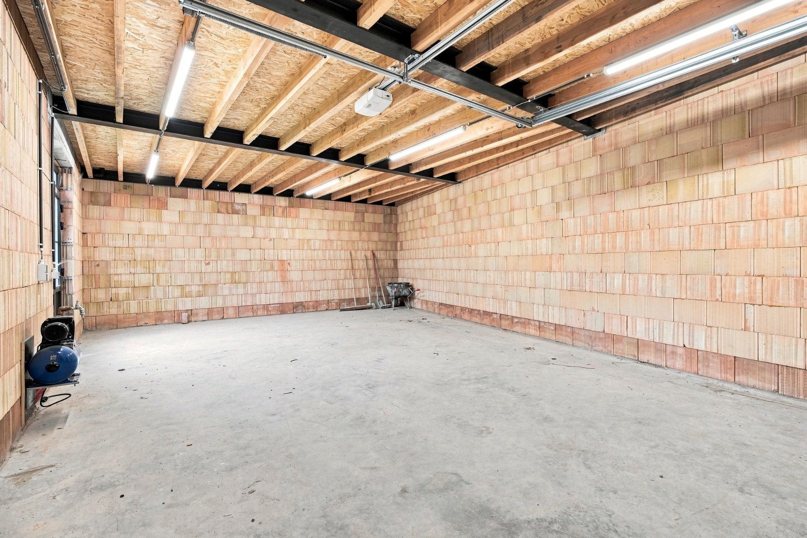 Ruime casco halfopen nieuwbouw met ruime garage in Merkem! - foto 2