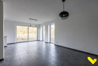 Nieuwbouw kopen aan 2% registratie?! Dé kans van 2026Bent u op zoek naar het comfort van een recente woning (2023) maar wilt u de 21% BTW vermijden?...