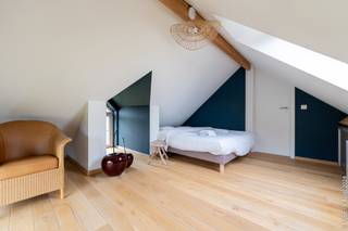 Gelegen in het hart van de Coteaux-wijngaard in Villers-la-Ville maakt deze kamer van 37 m² op de eerste verdieping deel uit van een...