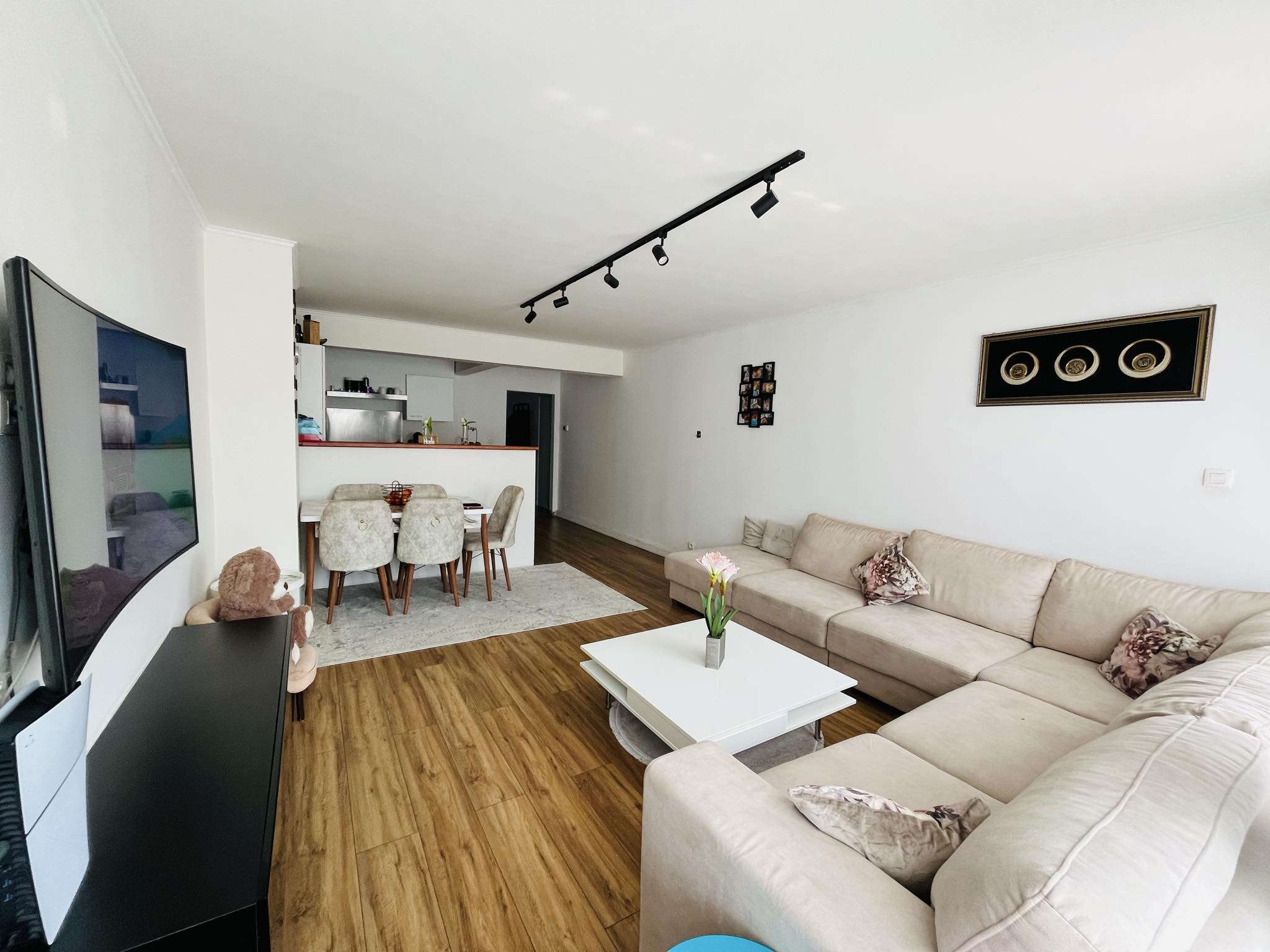 Instapklare gelijkvloers app. met 2 slaapkamers in Roeselare - foto 4