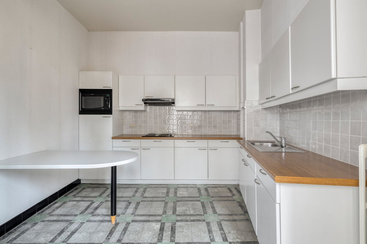 Appartement met 3 kamers en garagebox te koop in centrum Kortrijk - foto 5