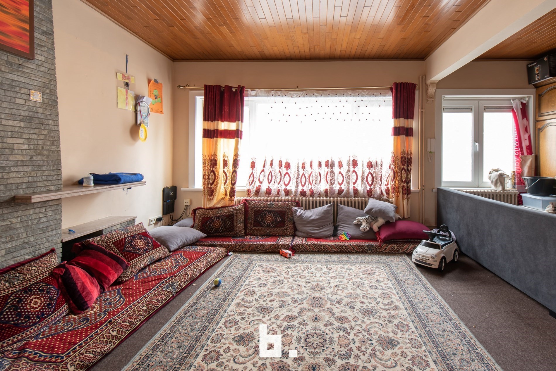 Vergunde opbrengsteigendom met opslagruimte en twee appartementen met elk 2slpks te Oostende - foto 4