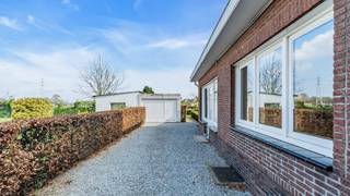 Welkom op de Leuterweg 16 in Maasmechelen.Bent u op zoek naar een ruime half- open bebouwing in het populaire Eisden?Bent u op zoek naar een woning...