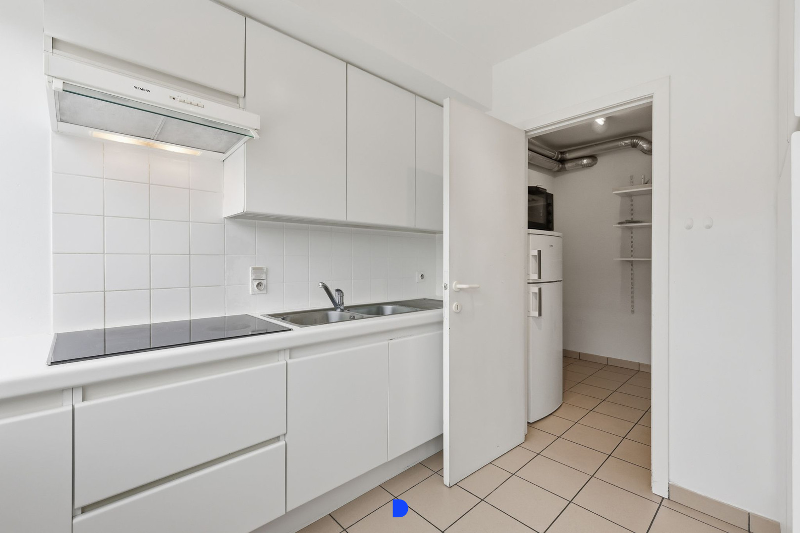 Ruim appartement in het centrum van Roeselare - foto 5